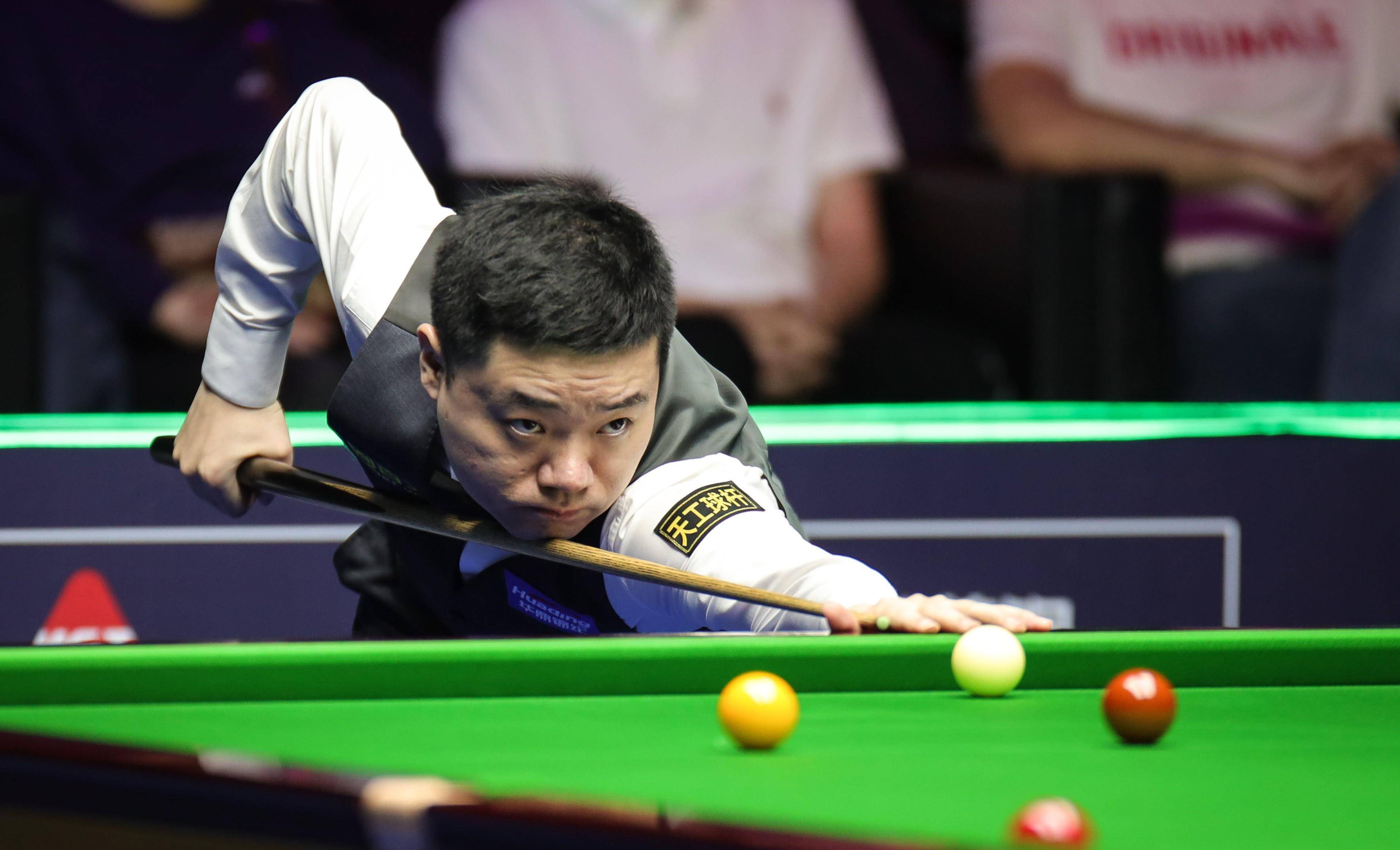 9号球衣在 9号球衣在